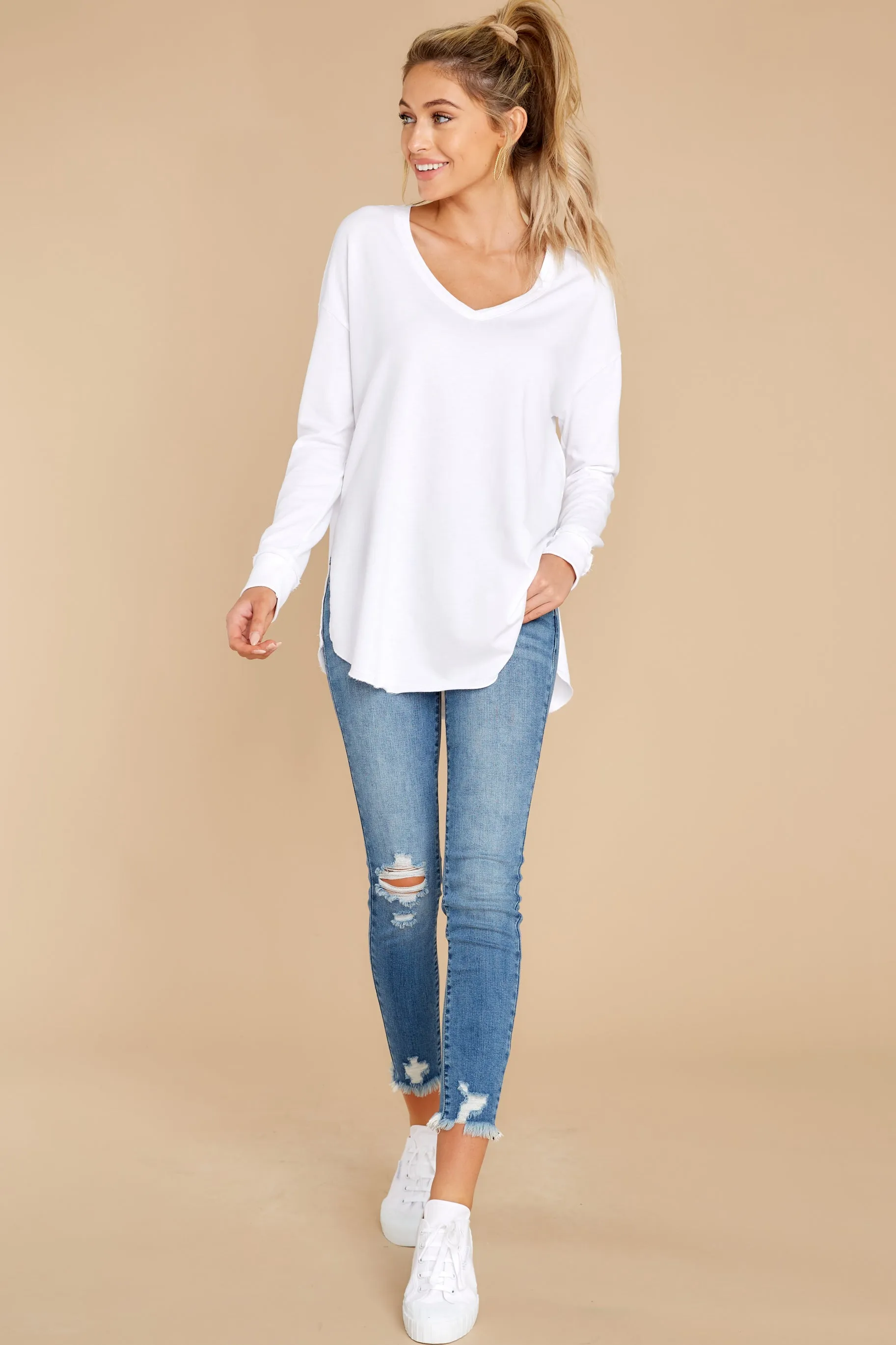 White V-Neck Weekender